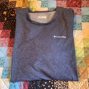 Men’s Columbia tee